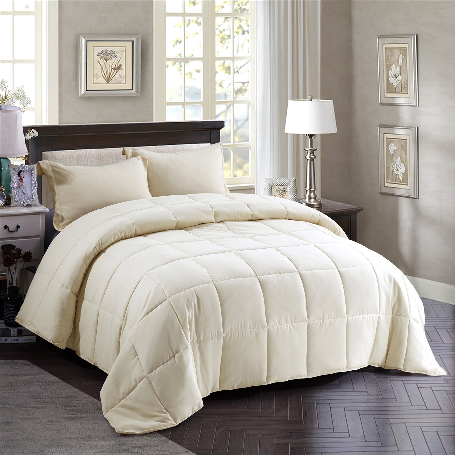 ALTERNATIVE DOWN 3PC COMFORTER. PERFECT FOR ANY SEASON. ULTRA SOFT MICROFIBER COVER. IVORY